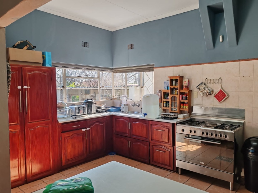 6 Bedroom Property for Sale in Arbor View Eastern Cape